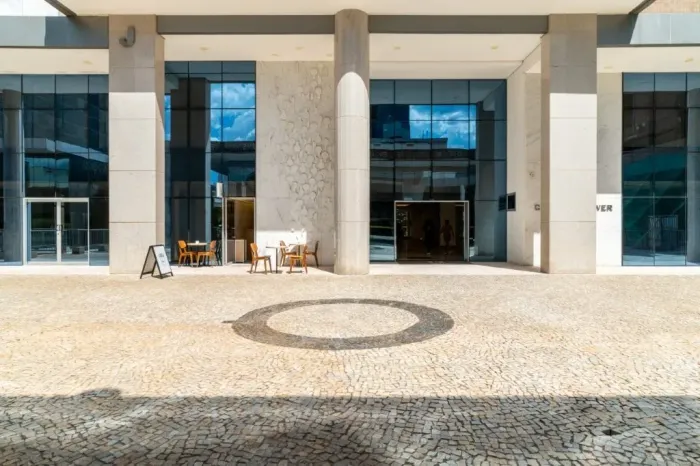 Loja térrea para aluguel na Asa Sul 336 m²