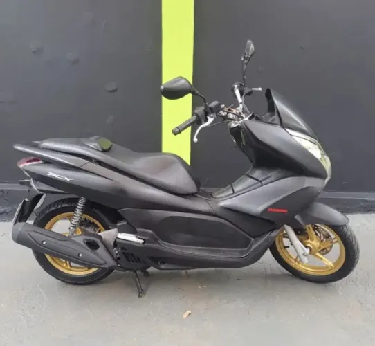 Vendo PCX abaixo da tabela