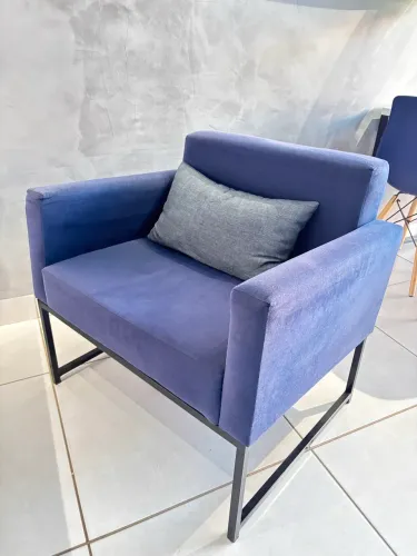 Poltrona Sara - Azul Marinho