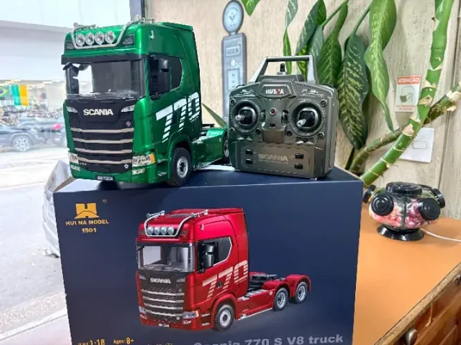 Caminhão Huina 1501 - Modelo Scania 770s controle remoto