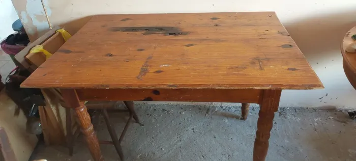 Mesa retangular pequena
