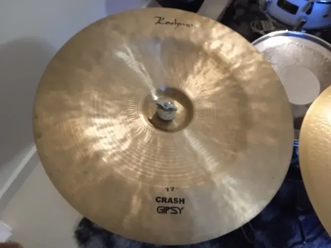 PRATO CHINA KASHIMIR 17" GRASH LIGA B20