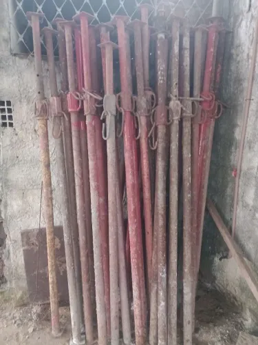 38 escoras metálicas tamanho padrão