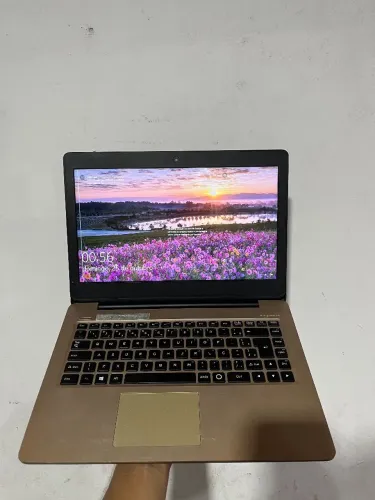 NOTEBOOK DDR3 OTIMO PRA ESTUDOS TRABALHOS ACEITO CARTÃO DO GARANTIA 430$