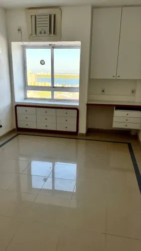 Sala comercial à venda no Centro Médico Odontológico - Oportunidade