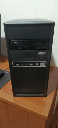 Computador Desktop Asus/ Xeon Básico