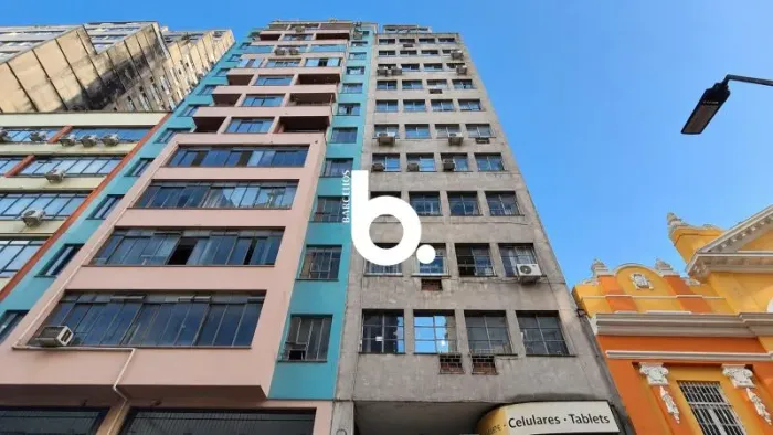 Sala comercial na Galeria do Rosário | Maior planta do edifício | Potencial para uso resid