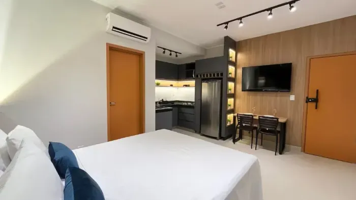 Apartamentos e Studios prox. UNIEVANGELICA