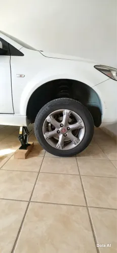 Chega de esforço para trocar o pneu. Macaco Hidráulico.