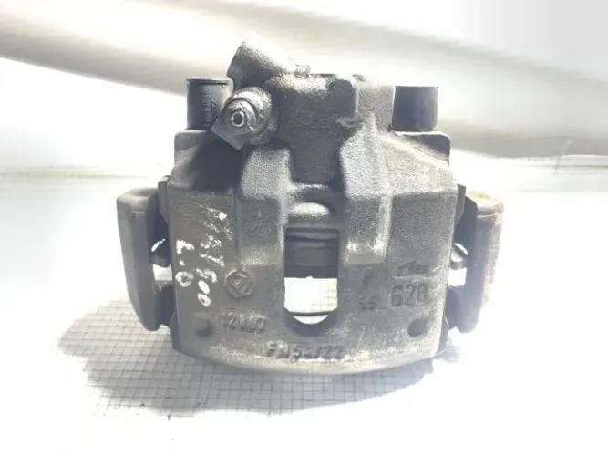 pinça de freio dianteira direita fiat 500 1.4 2012/2013