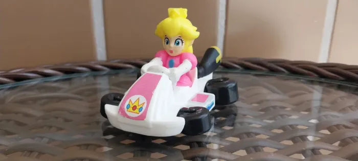 Mario Kart Deluxe Mac Donalds Princesa Peach