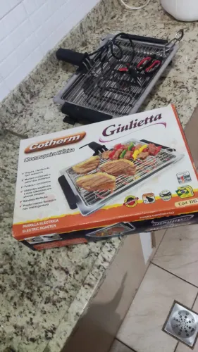 Churrasqueira Ele?trica Giulietta 220v