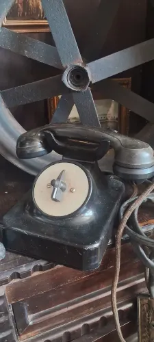 Telefone antigo reliquia