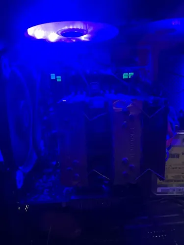 PC Gamer/Trabalho Windows 11 - GTX 1050 Ti GALAX | 16GB | SSD 465 + HD 300 | Xeon 6c/12t |