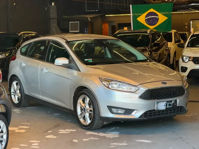 Ford Focus 1.6 S/se/se Plus Flex 8v/16v 5P 2018
