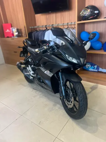 Yamaha YZF R15 160 cc