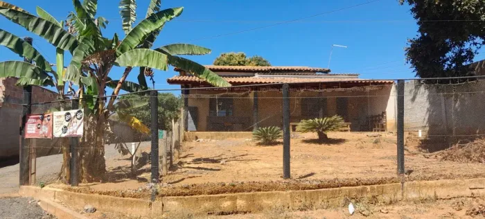 Casa com restaurante 