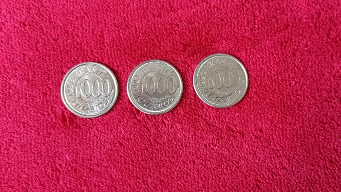 Kit 3 moedas antigas de 1000 cruzeiros acará de 1993