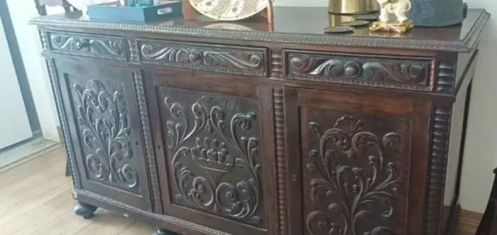 Buffet colonial 