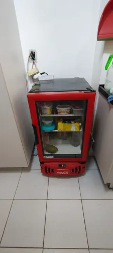 Cervejeira expositora comercial 127v
