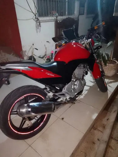 CB 300 2011