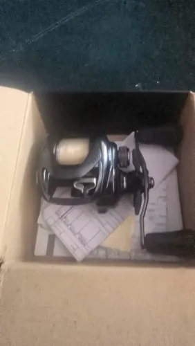 Carretilha daiwa tatula 400 XHL esquerda