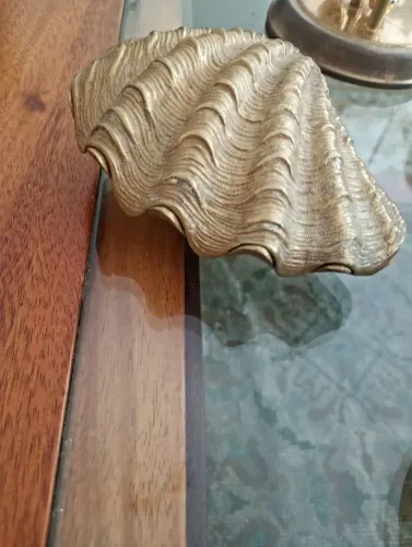 Concha vintage de bronze