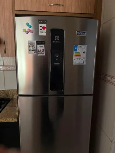 Geladeira Electrolux 390L em Perfeito Estado de Conservação