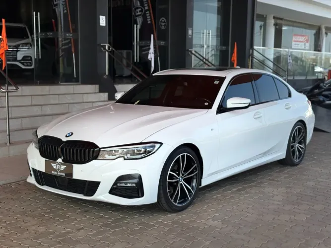 BMW 320I A 2.0 TB M Sport Activeflex 16V 4P 2022