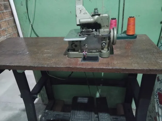 Overlok semi industrial