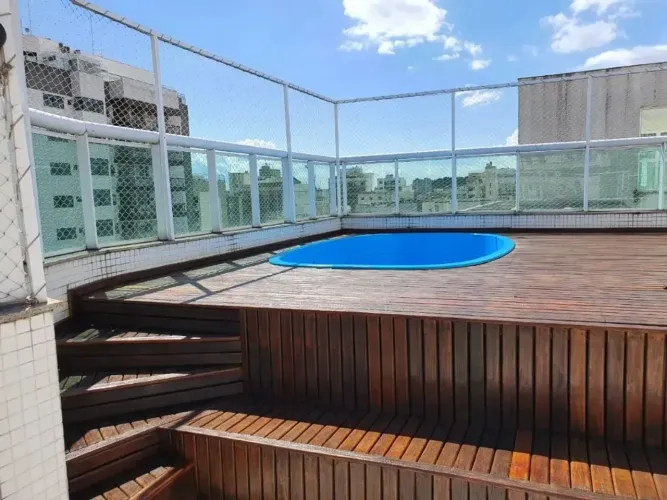 Cobertura linear para venda tem 250 metros quadrados com 3 quartos em Icaraí - Niterói - R