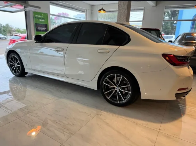 BMW 320I A Modern/sport TB 2.0/a.flex 16V 4P 2023