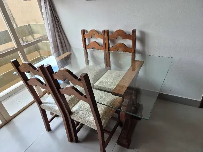 Mesa de jantar 6 lugares