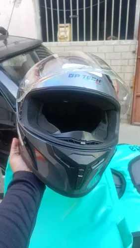 Capacete GP Tech