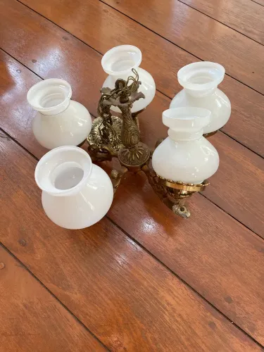 Lustre vintage base em ferro pra 5 lâmpadas