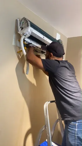 Instalação manutenção limpeza de ar condicionado