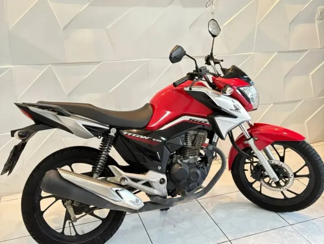Titan 160 Disponível