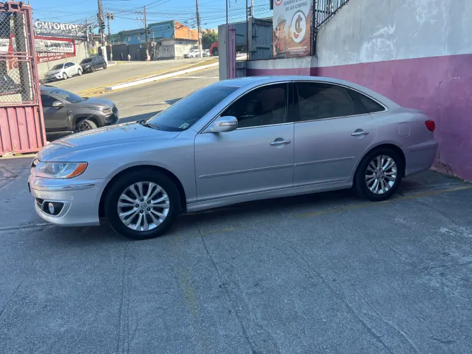 Hyundai Azera GLS 3.3 V6 24V 4P Aut. 2011