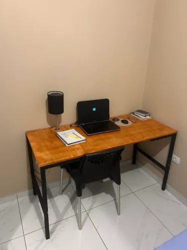 MESA DE ESTUDO.