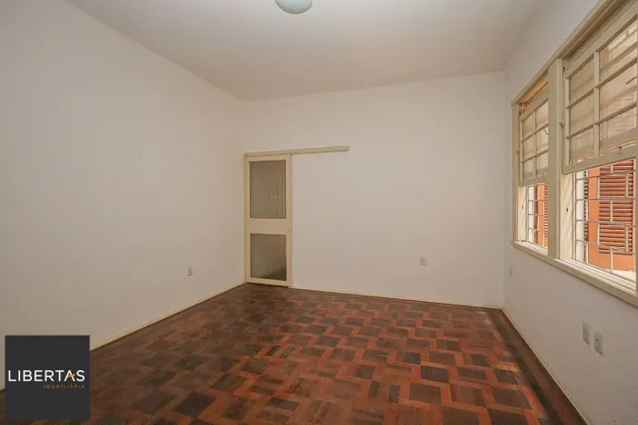 Apartamento a venda no bairro Bom Fim