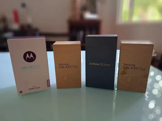 Lote de caixas originais de celulares antigos