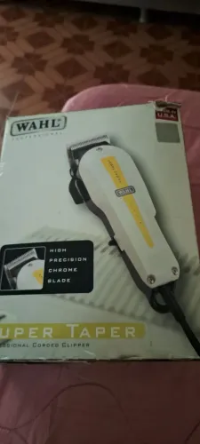 Maquina de cortar cabelo profissional 