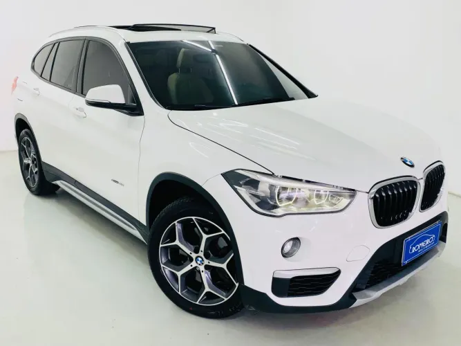 BMW X1 Sdrive 20I X-line 2.0 TB Active Flex 2018