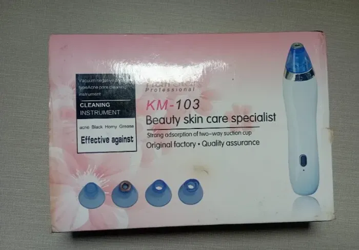Aparelho de Sucção para Remoção de cravos KM-103 HAIRSTAR