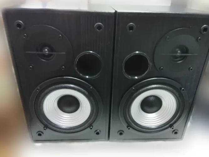 VENDO Monitor de Audio Edifier