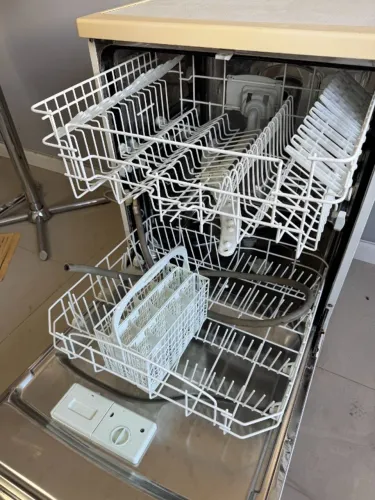 Máquina de Lavar Louça 12 pessoas semi-nova 220V - Apenas 799,00