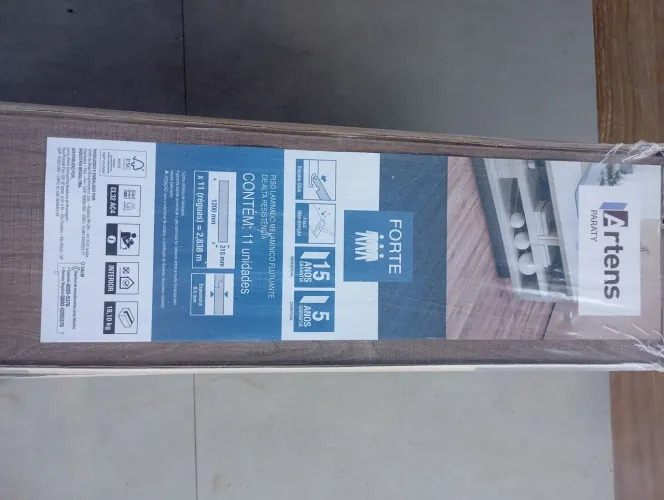 Piso laminado 25M²
