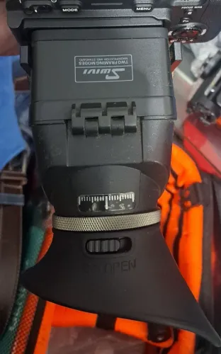 Visor LCD Swivi s3 dobrável viewfinder 3 polegadas.