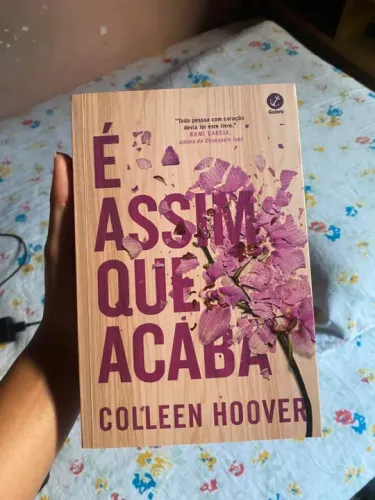 Livro é assim que acaba