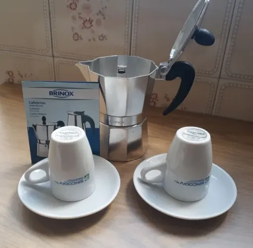 Cafeteira Italiana BRINOX c/ 2 Xícaras de Café (Conjunto)